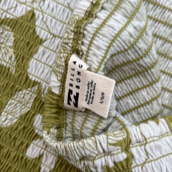 NEW BILLABONG WOMENS GREEN HALTER TIE TANK TOP SMOCKED SEAWEED GREEN LARGE - Picture 6 of 6